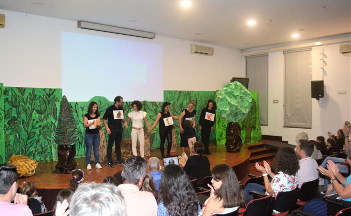 Biblioteca Municipal promoveu sessão teatro para pais e filhos