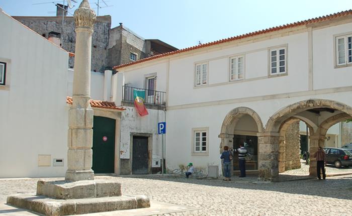 Pelourinho de Ançã classificado Imóvel de Interesse Público