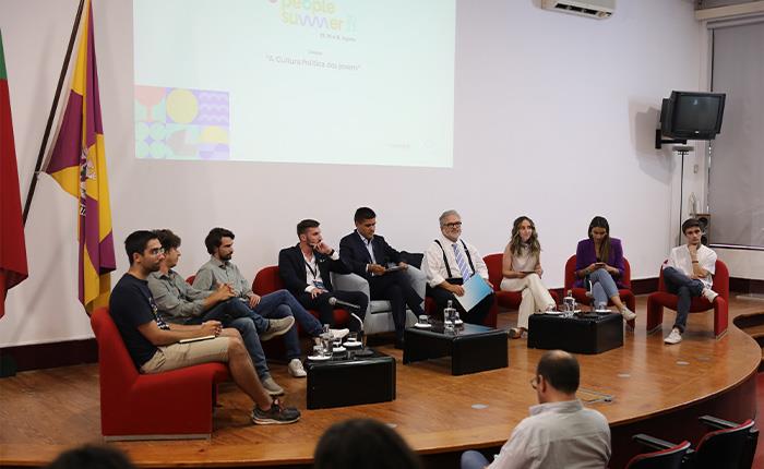Importância da cultura política dos jovens esteve em debate