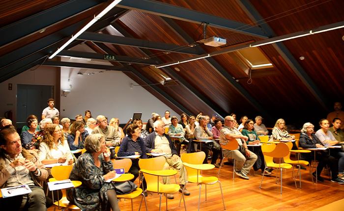 Mais de 40 pessoas assistiram ao workshop sobre as novas medidas do Estatuto do Cuidador Informal